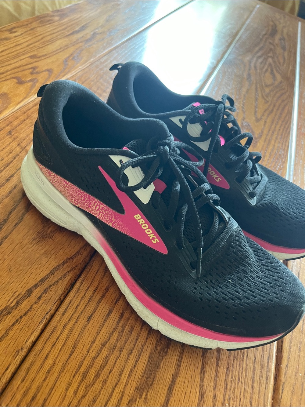 Brooks Women's Black Running Shoes with Pink Accents